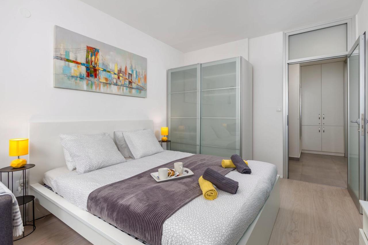רייקה Sunny Studio Apartment With Balcony מראה חיצוני תמונה