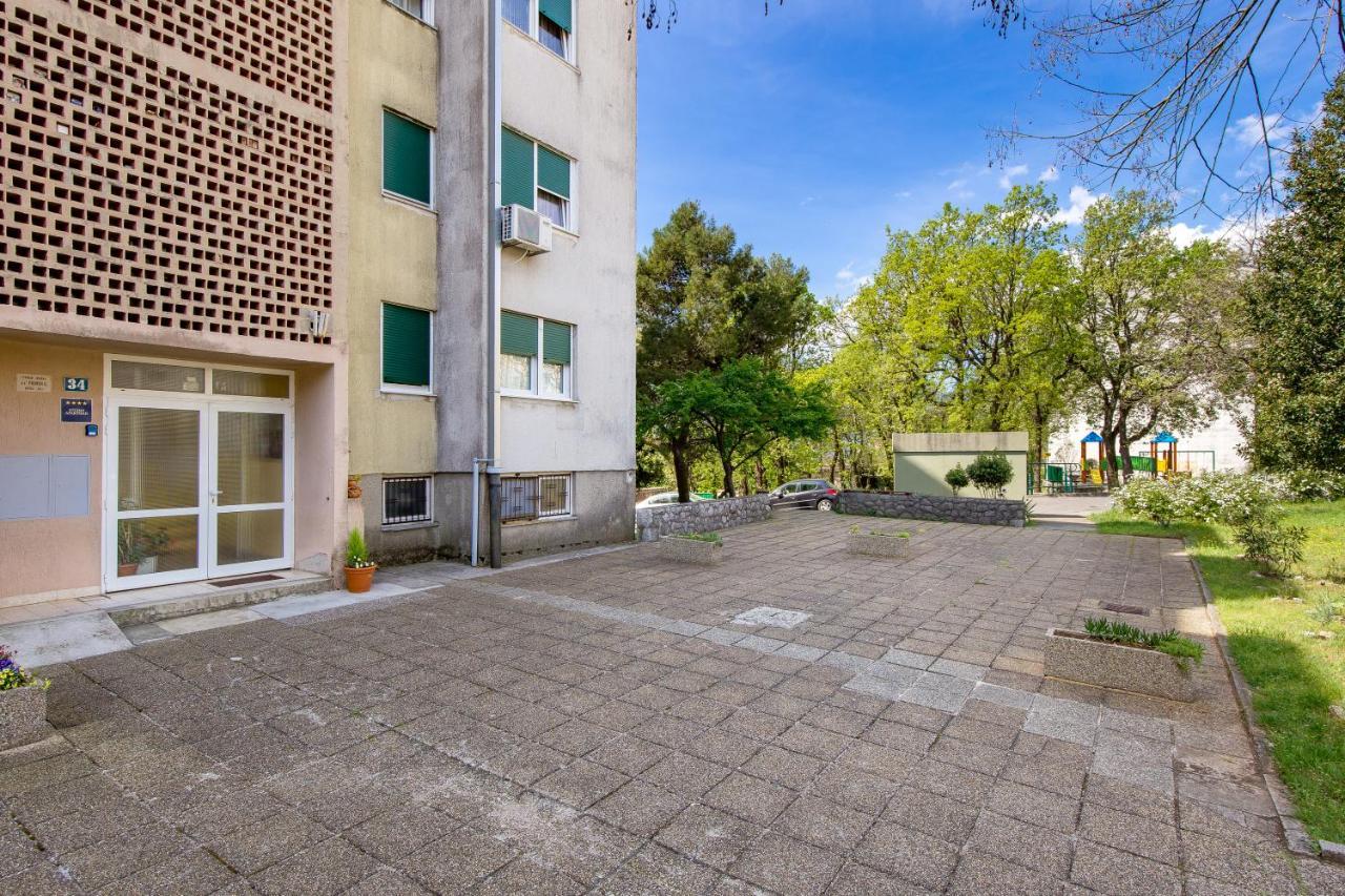 רייקה Sunny Studio Apartment With Balcony מראה חיצוני תמונה